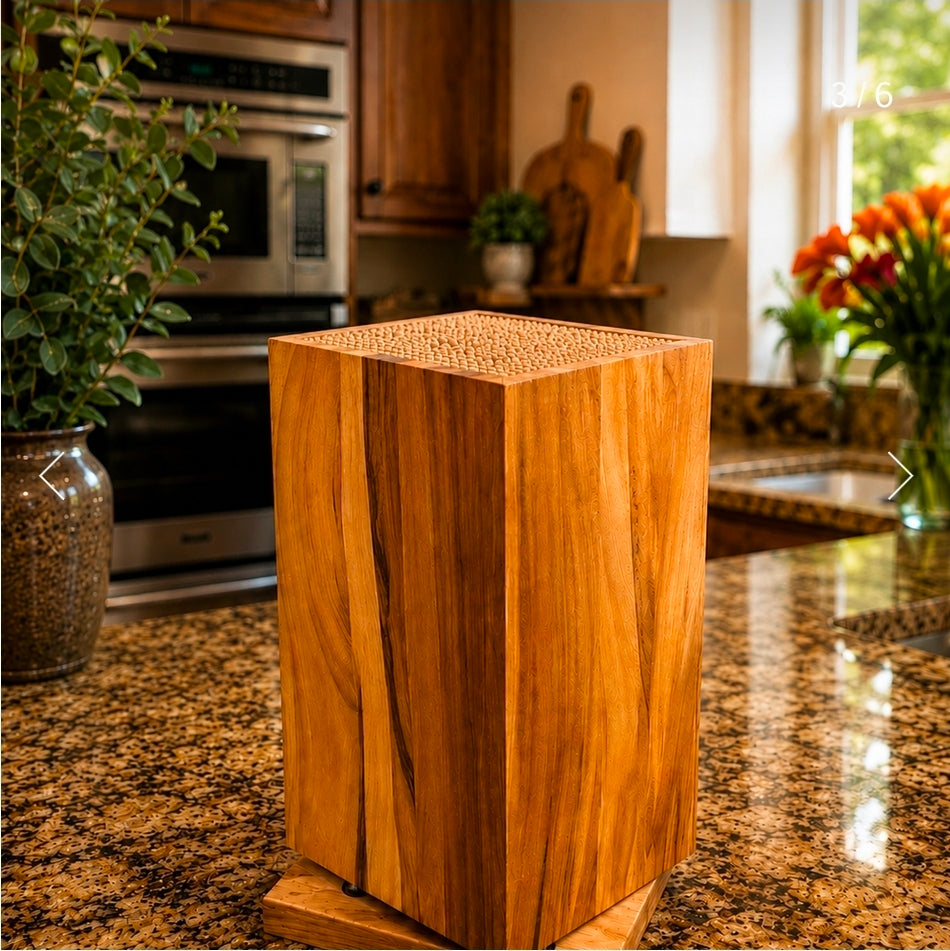 360° rotating magnetic knife holder